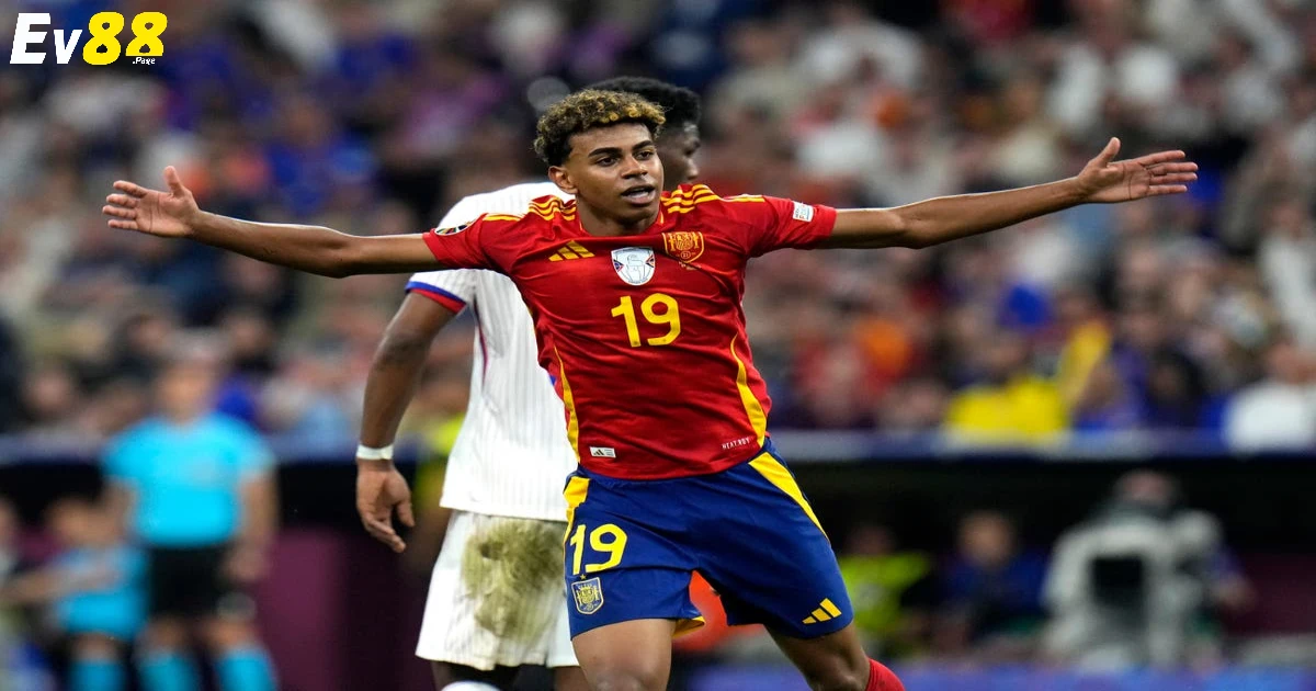 Lamine Yamal Cầu Thủ Trẻ Tiềm Năng Ngay Tại Nhà Cái EV88 4 Kinh nghiệm soi kèo người ghi bàn chuẩn xác nhất và dễ trúng lớn